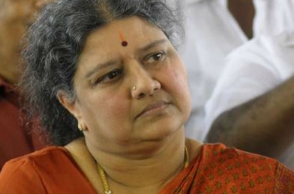 6 properties owned by Sasikala’s kin grilled by IT officials for the second day