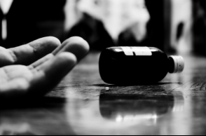 8 members from the same family attempt suicide, 7 die