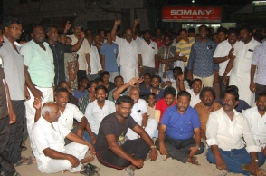 Anitha suicide: Protests in various districts of TN