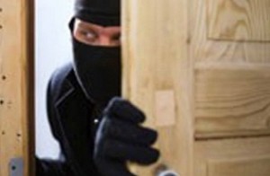 Chennai: 150 sovereign gold, Rs 9 lakh cash stolen from house