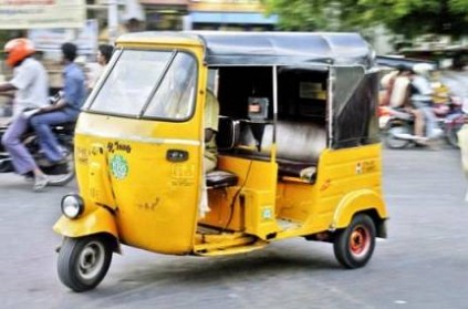 Chennai autorickshaw driver cons old woman of gold jewellery