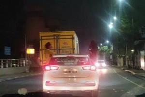 Two Girls Spotted Performing Car Stunts in Chennai; Youngsters Shoot Video