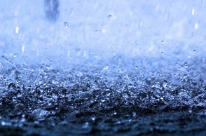 Chennai rains: Residents vacate as rainwater enters houses