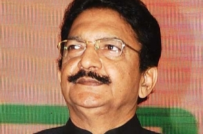 DMK, Congress MLAs meet Governor Rao