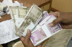 EC asks banks in RK Nagar to inform about high deposists