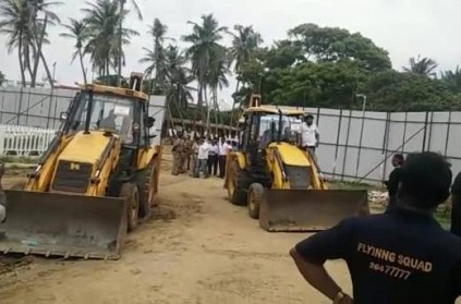 Watch - Kalaignar's funeral works commence at Marina