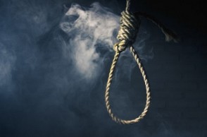 TN: Girlfriend commits suicide with family as boyfriend delays wedding