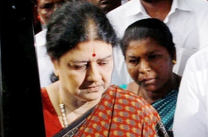 IT officials to question Sasikala today, what next?