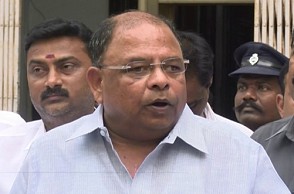 Jaya video: Arumughaswamy Commission makes a move against Vetrivel