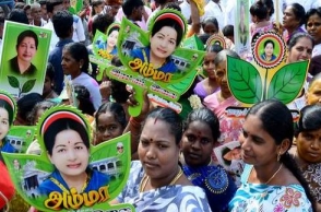 Madras HC directs EC not to announce RK Nagar bypoll schedule