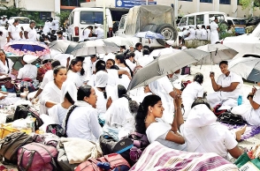 Madras HC restrains nurses from protest