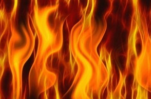 Man burns minor girl as she refuses to commit suicide