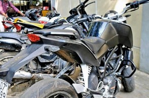 Police chase down 20 Chennai bikers for this reason! Check here