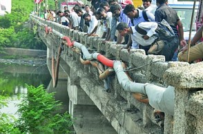 Shocking! Woman jumps into Adyar river