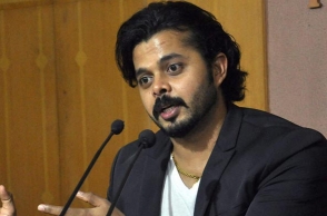 Sreesanth slams Dravid, Dhoni