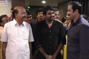 This politician lauds top Tamil actor