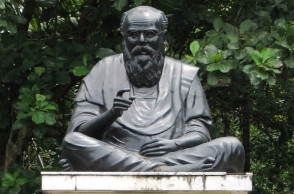 “Limbs will be cut off into pieces if anyone tries to destroy Periyar statue”: Fierce speech