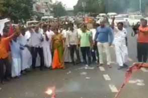 Watch: Dhinakaran supporters go on festive mode