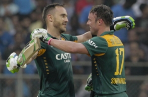 Team let De Villiers down, i ran him out: Faf du Plessis