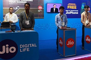 Jio to give massive cashback offer