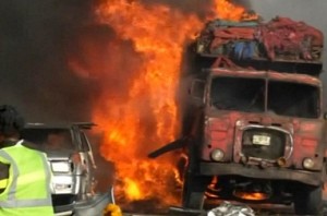 At least 230 people killed in Somalia blast