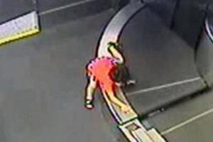 2-Year-Old Child Climbs On Baggage Belt At Airport; Mother Watches In Horror: Video Viral