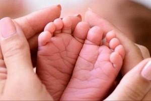 Maybe Baby: 18-year-old girl doesn't know she is pregnant, finds out in a shocking way!