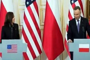 "Utterly inappropriate...!" - Kamala Harris slams question on Ukranian refugee crisis!