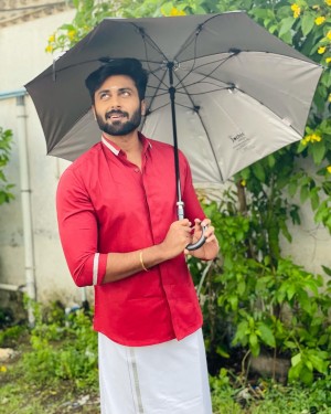 Ashwin Kumar (aka) Ashwin Kumaar