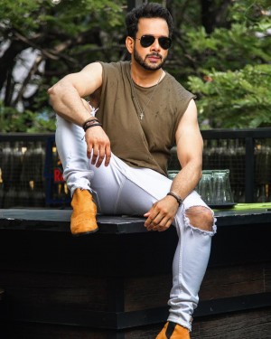 Bharath (aka) Actor Bharath