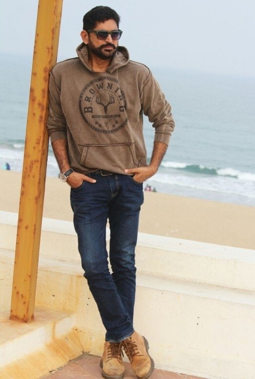 Suresh Chandra Menon (aka) Suresh Menon