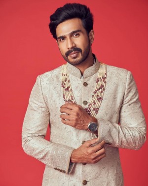 Vishnu Vishal (aka) VishnuVishal