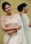 Anjali (aka) Actress Anjali