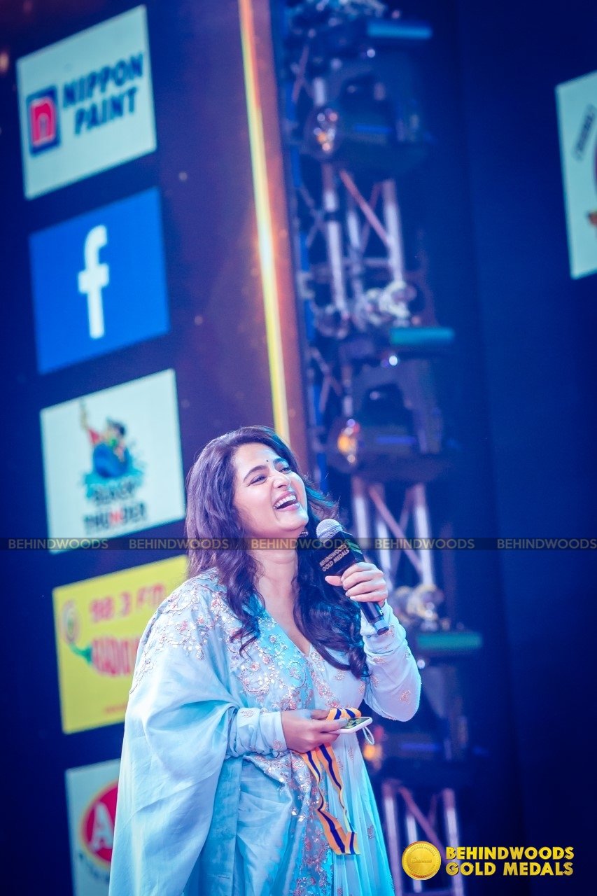 Anushka Shetty (aka) Actress Anushka Shetty