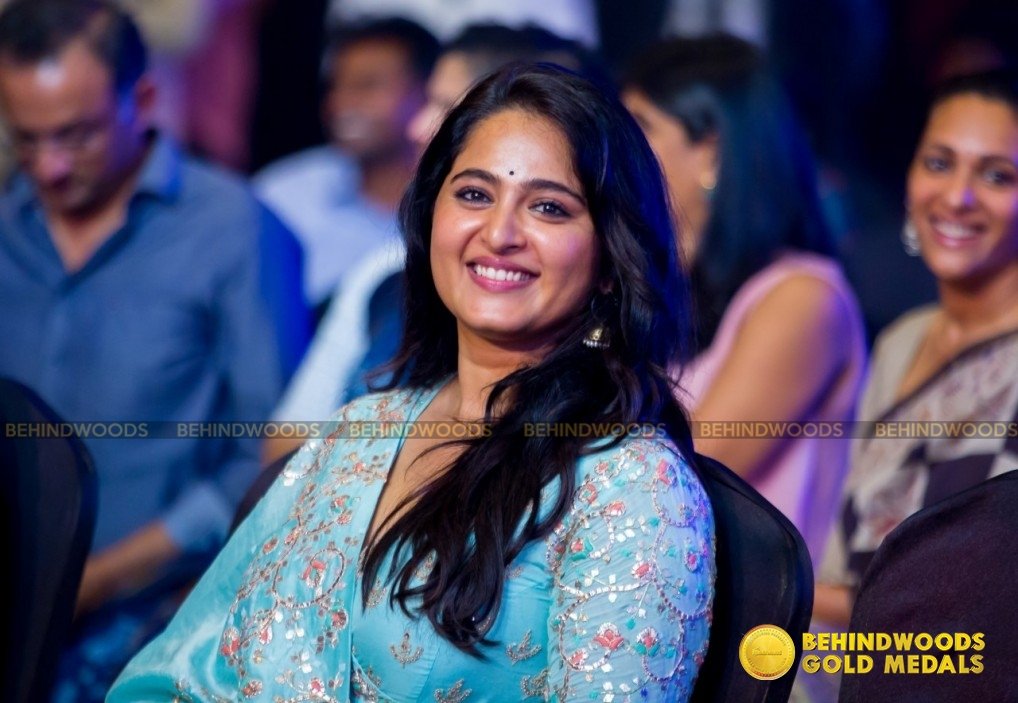 Anushka Shetty (aka) Actress Anushka Shetty