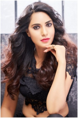 Arshitha (aka) Arshidha