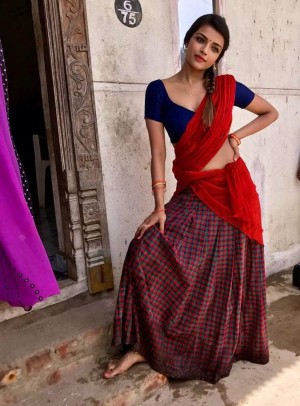 Ashna Zaveri (aka) Actress Ashna Zaveri