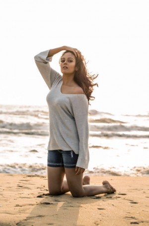 Chandini Tamilarasan (aka) ChandiniTamilarasan