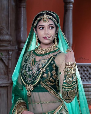 Chaya Singh (aka) ChayaSingh