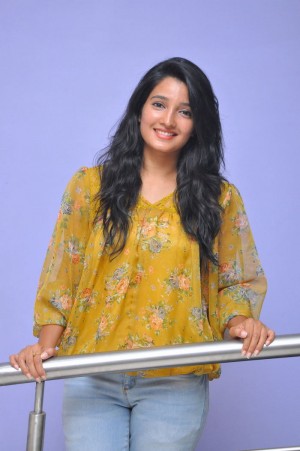 Deepthi Shetty (aka) Deepti Shetty