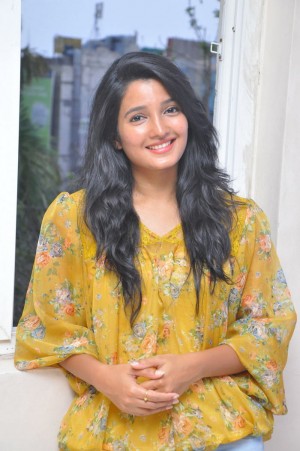 Deepthi Shetty (aka) Deepti Shetty