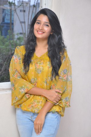 Deepthi Shetty (aka) Deepti Shetty