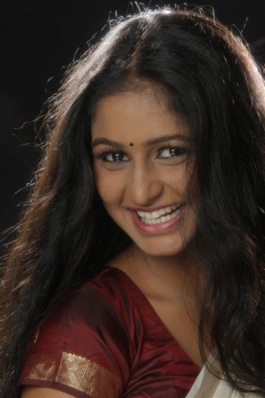 Gayathiri (aka) Gayathri