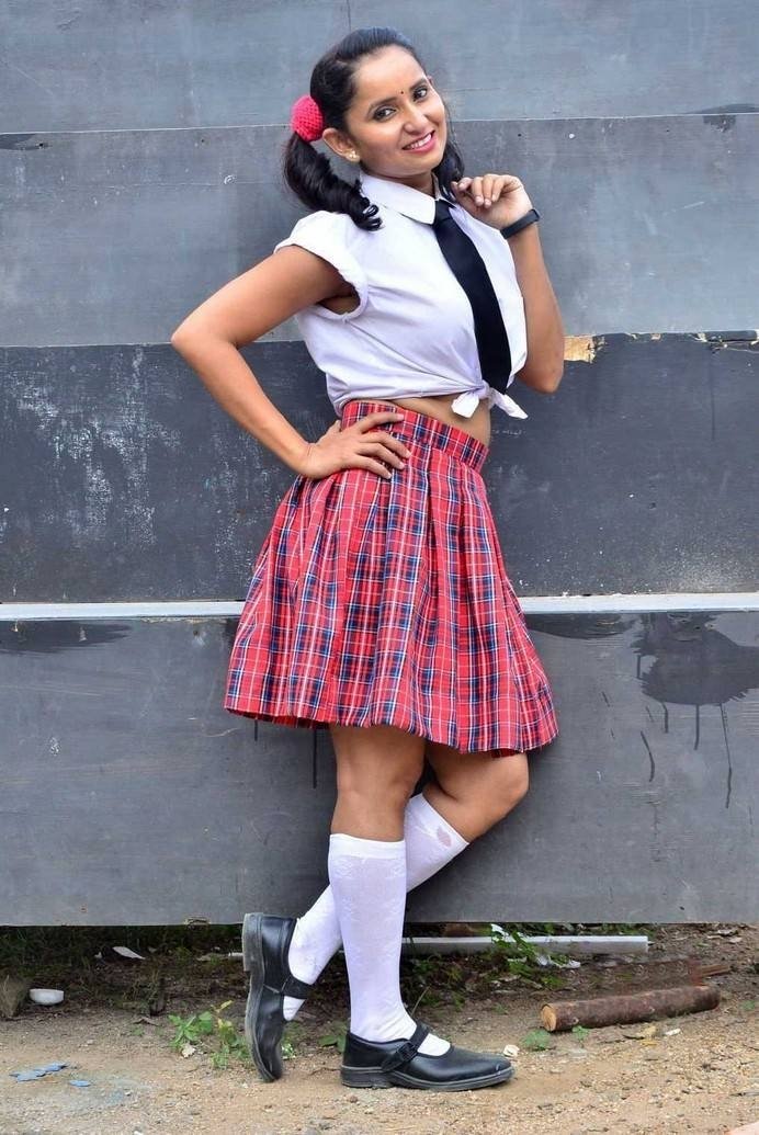 Ishika Singh (aka) Actress Ishika Singh