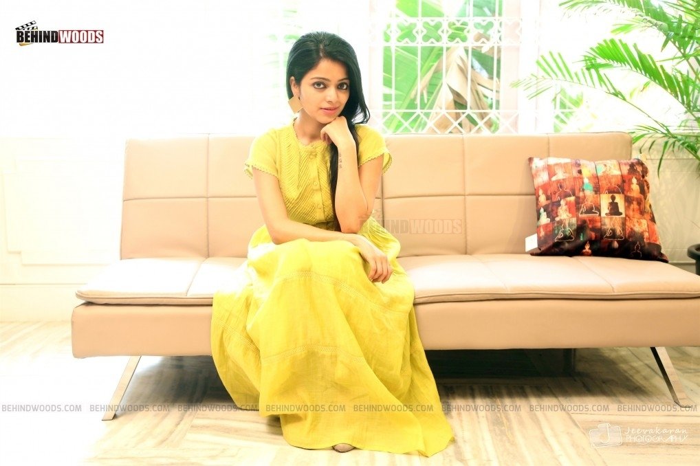 Janani Iyer (aka) Janani