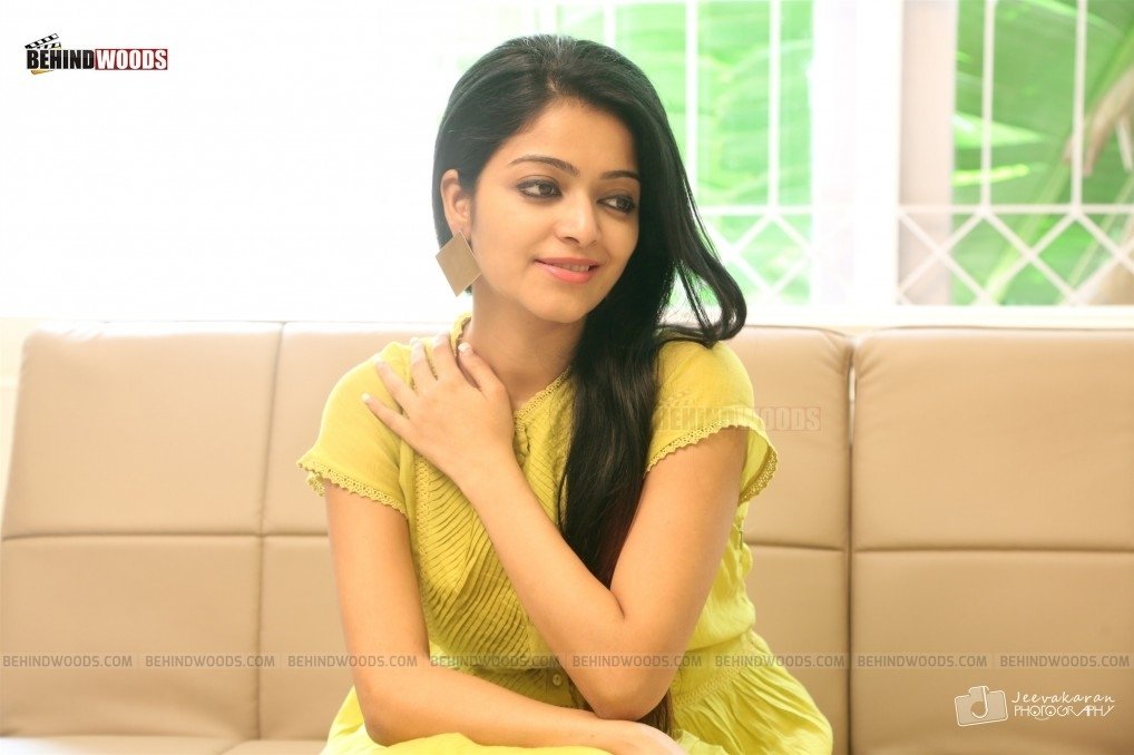 Janani Iyer (aka) Janani