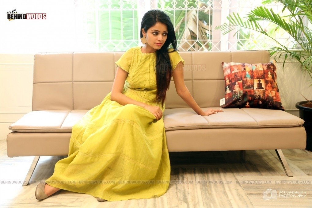 Janani Iyer (aka) Janani