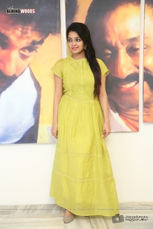 Janani Iyer (aka) Janani