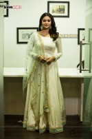 Keerthy Suresh (aka) Keerthi Suresh