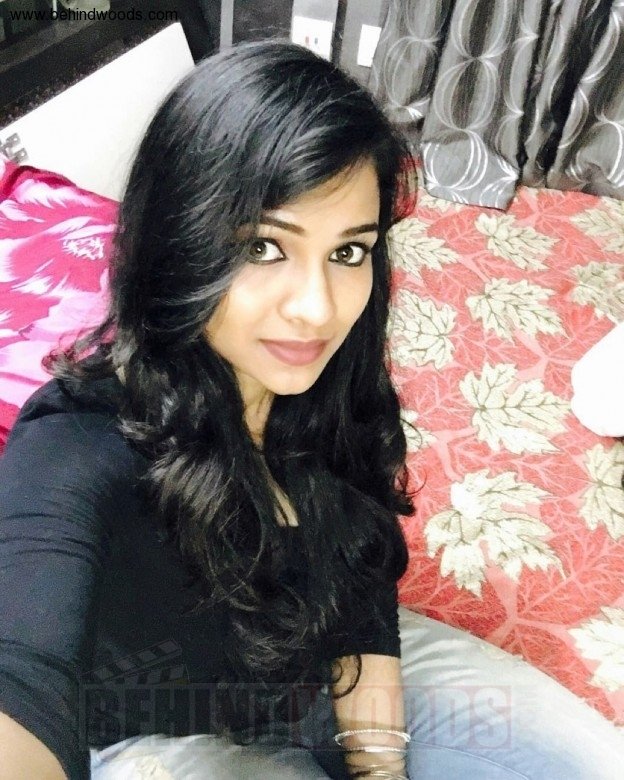 Leesha Eclairs (aka) Leesha